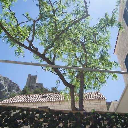House Nataniel In Omis Near Sea公寓 外观 照片