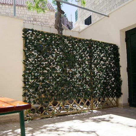 House Nataniel In Omis Near Sea公寓 外观 照片