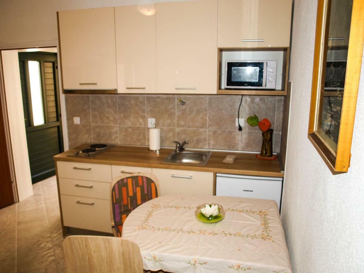 House Nataniel In Omis Near Sea公寓 外观 照片