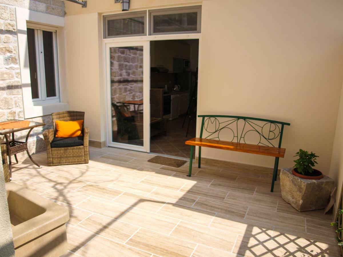 House Nataniel In Omis Near Sea公寓 外观 照片
