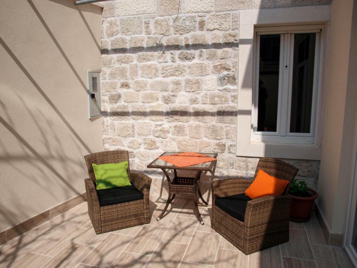 House Nataniel In Omis Near Sea公寓 外观 照片