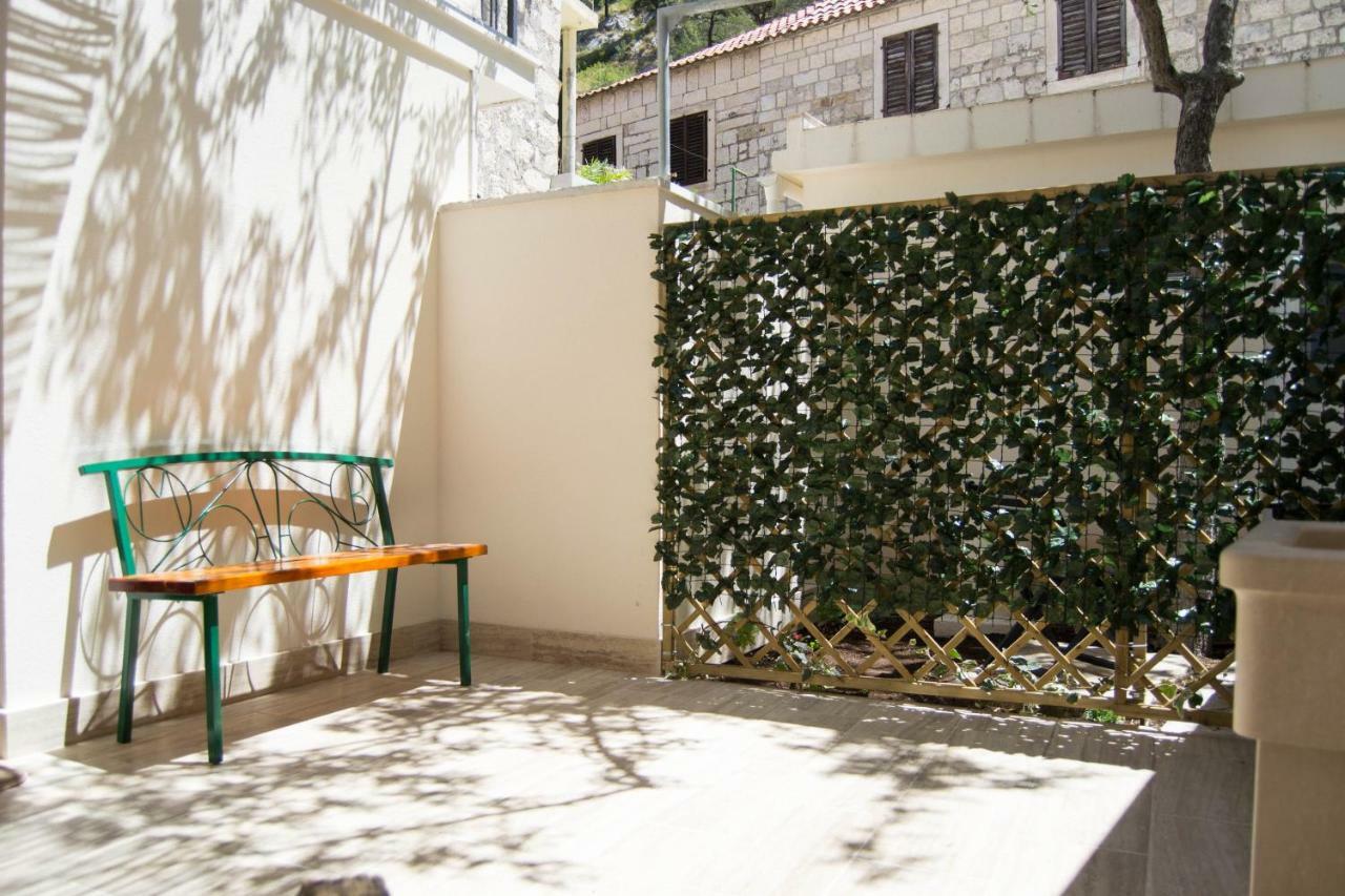 House Nataniel In Omis Near Sea公寓 外观 照片